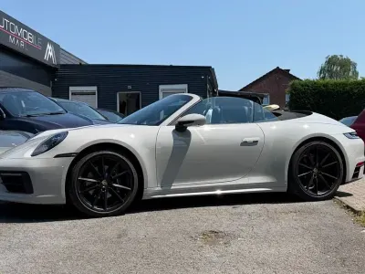 Gebraucht Porsche 911 Carrera 4 Cabriolet Chrono 385 PS (283 kW) 2022 Weiß Cabrio