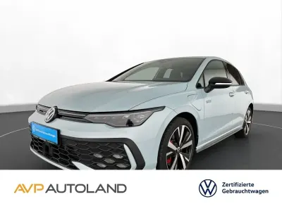 Gebraucht VW Golf VIII GTE 272 PS (200 kW) 2025 Crystal ice blue Limousine
