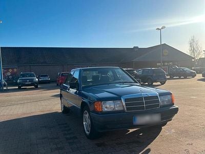 Gebraucht Mercedes 190 75 PS (55 kW) 1992 Blau Limousine