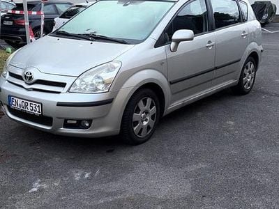 Gebraucht Toyota Corolla Verso 129 PS (94 kW) 2006 Silber Van / Kleinbus