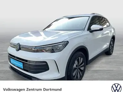 Gebraucht VW Tiguan Life 204 PS (150 kW) 2026 Weiß SUV