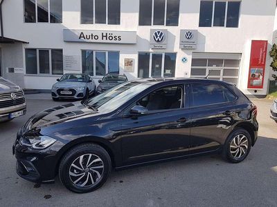 Neu VW Polo Life 95 PS (69 kW) 2025 Deep black perleffekt Kleinwagen