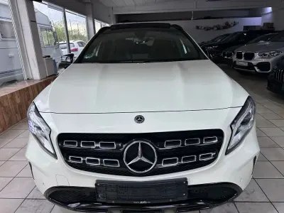 Gebraucht Mercedes GLA200 Urban 156 PS (114 kW) 2017 Weiß SUV