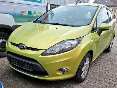 Gebraucht Ford Fiesta 82 PS (60 kW) 2011 Grün Kleinwagen