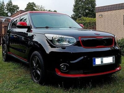 Gebraucht Kia Soul Play 80 kW (110 PS) 2016 Schwarz SUV