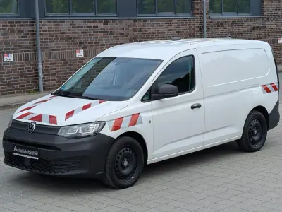 Gebraucht VW Caddy 122 PS (89 kW) 2022 Weiß Van / Kleinbus