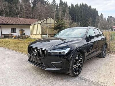 Gebraucht Volvo XC60 R-Design 253 PS (186 kW) 2021 Onyx black SUV