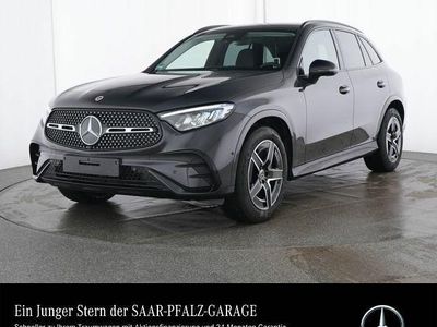 Grau Gebraucht 2025 Mercedes GLC200 AMG SUV | 55.650 € (Fairer Preis)