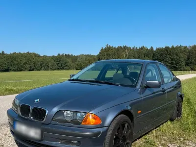 Gebraucht BMW 318 118 PS (86 kW) 1998 Blau Limousine