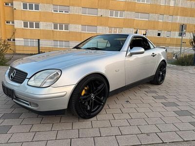 Gebraucht Mercedes SLK230 192 PS (141 kW) 1998 Silber Cabrio