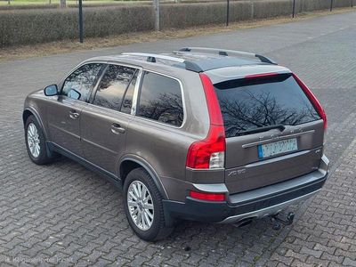 Gebraucht Volvo XC90 Executive 185 PS (136 kW) 2009 Gold SUV
