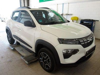 Weiß Gebraucht 2023 Dacia Spring Essentiel Kleinwagen | 13.997 € (Fairer Preis)