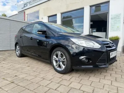 Gebraucht Ford Focus SYNC Edition 125 PS (91 kW) 2014 Unbekannt (metallic) Kombi