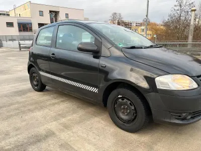 Gebraucht VW Fox 75 PS (55 kW) 2006 Schwarz Kleinwagen