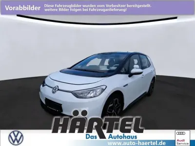 Gebraucht VW ID.3 Pro 150 kW (204 PS) 2023 Gletscherweiss (white), metallic Kleinwagen