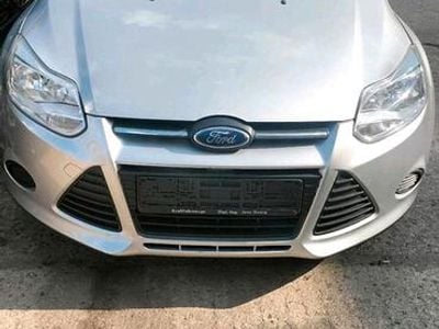 Gebraucht Ford Focus 115 PS (84 kW) 2014 Silber Kombi