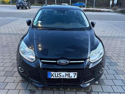 Gebraucht Ford Focus SYNC Edition 125 PS (91 kW) 2014 Schwarz Limousine