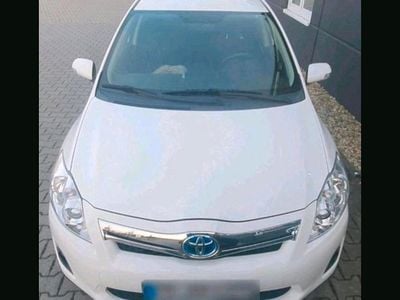 Toyota Auris Hybrid