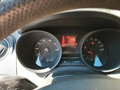 Gebraucht Seat Ibiza SC Style 69 PS (50 kW) 2010 Weiß Kleinwagen