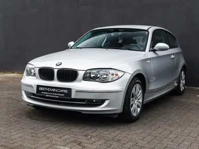Używany BMW 116 Advantage 116 KM (85 kW) 2009 Srebrny Hatchback