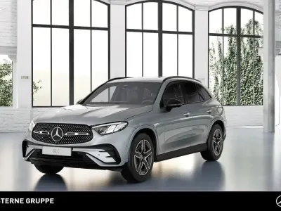 Gebraucht Mercedes GLC220 AMG 197 PS (144 kW) 2026 Lack hightechsilber SUV