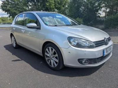 Gebraucht VW Golf VI Highline 122 PS (89 kW) 2009 Grau Kleinwagen