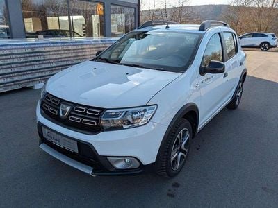 Gebraucht Dacia Sandero Celebration 95 PS (69 kW) 2020 Arktisweiss Kleinwagen