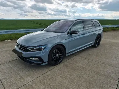 Gebraucht VW Passat R-line Edition 239 PS (175 kW) 2020 Grau Kombi