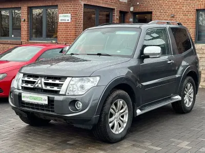 Gebraucht Mitsubishi Pajero 200 PS (147 kW) 2014 Grau SUV