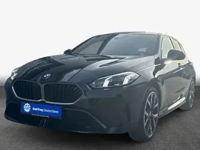 Nowe BMW 120 Performance 170 KM (125 kW) 2026 Czarny Hatchback