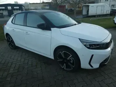 Gebraucht Opel Corsa 101 PS (74 kW) 2024 Weiß Kleinwagen