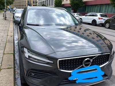 Gebraucht Volvo V60 CC Pro 197 PS (144 kW) 2021 Grau Kombi