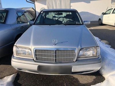 Usata Mercedes C250 113 CV (83 kW) 1995 Argento Berlina