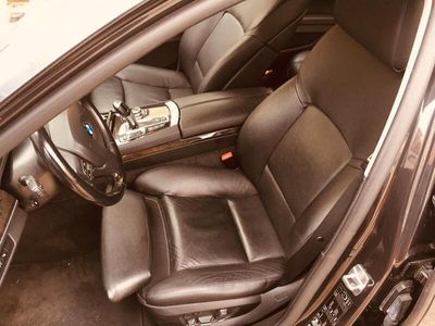 BMW 740