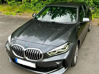 Gebraucht BMW 118 M Sport 140 PS (102 kW) 2020 Grau Kleinwagen