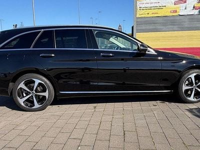 Gebraucht Mercedes C220 194 PS (142 kW) 2020 Schwarz Kombi