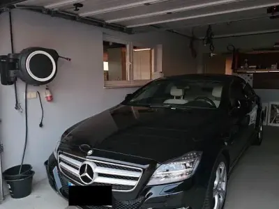 Gebraucht Mercedes CLS350 265 PS (194 kW) 2012 Schwarz Limousine