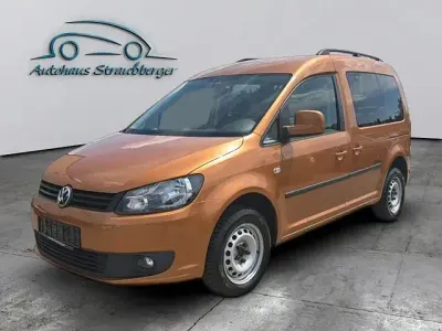 Gebraucht VW Caddy 105 PS (77 kW) 2013 Honey orange metallic Van / Kleinbus