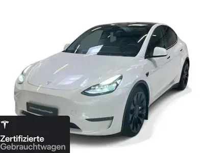 Occasion Tesla Model Y Performance 321 kW (437 ch) 2023 Blanc SUV