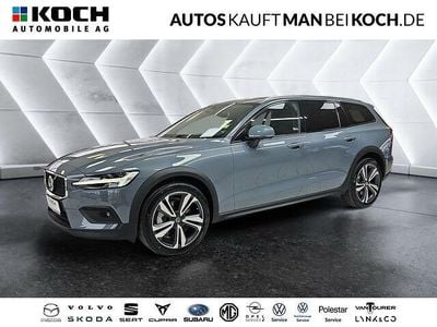 Andere farbe Gebraucht 2024 Volvo V60 CC Ultimate Kombi | 44.880 € (Etwas zu teuer)