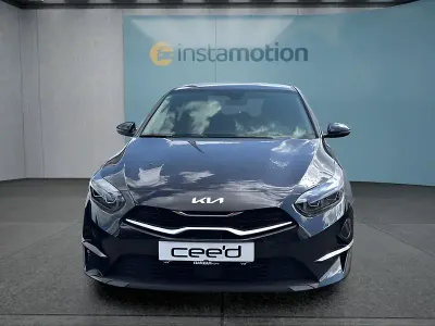 Nowe Kia Ceed 140 KM (102 kW) 2025 Czarny Hatchback