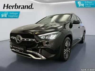 Gebraucht Mercedes GLA200 Progressive 163 PS (119 kW) 2025 Kosmosschwarz metallic SUV