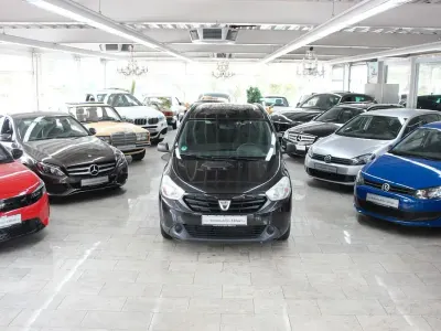 Gebraucht Dacia Lodgy Ambiance 83 PS (61 kW) 2015 Schwarz Van / Kleinbus