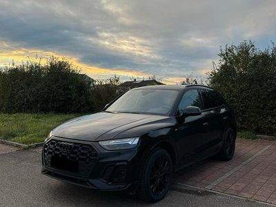 Schwarz Gebraucht 2020 Audi Q5 Edition .1 SUV | 41.500 € (Teuer)