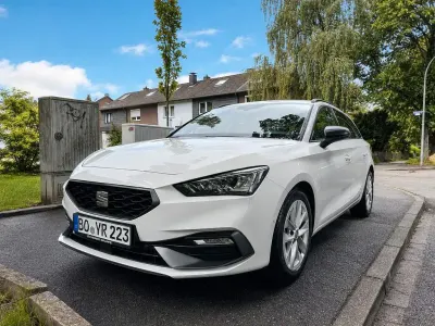 Gebraucht Seat Leon FR 150 PS (110 kW) 2022 Weiß Limousine