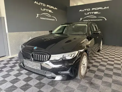 Gebraucht BMW 320 Advantage 163 PS (119 kW) 2021 Schwarz Kombi