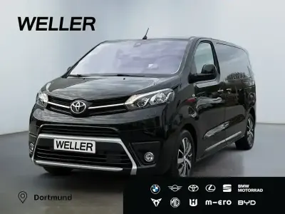 Gebraucht Toyota Proace Team 177 PS (130 kW) 2023 Black pearl (schwarz) Van / Kleinbus