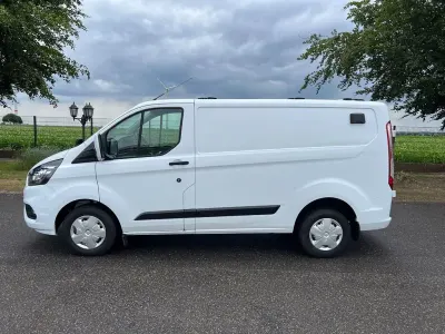 Gebraucht Ford Transit Custom 107 PS (78 kW) 2021 Weiß Van