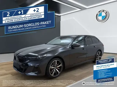 Gebraucht BMW 520 M Sport 197 PS (144 kW) 2025 Grau Kombi