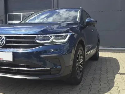 Gebraucht VW Tiguan Active 150 PS (110 kW) 2021 Blau SUV